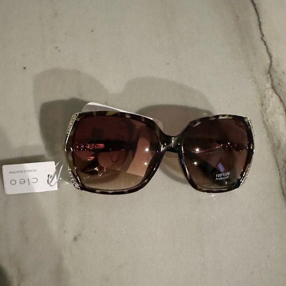 Cleo sunglasses. Brand new - Picture 1 of 4